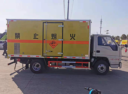 龙江爆破器材运输车